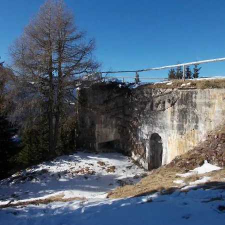Balcone Sulle Dolomiti Apartamento *